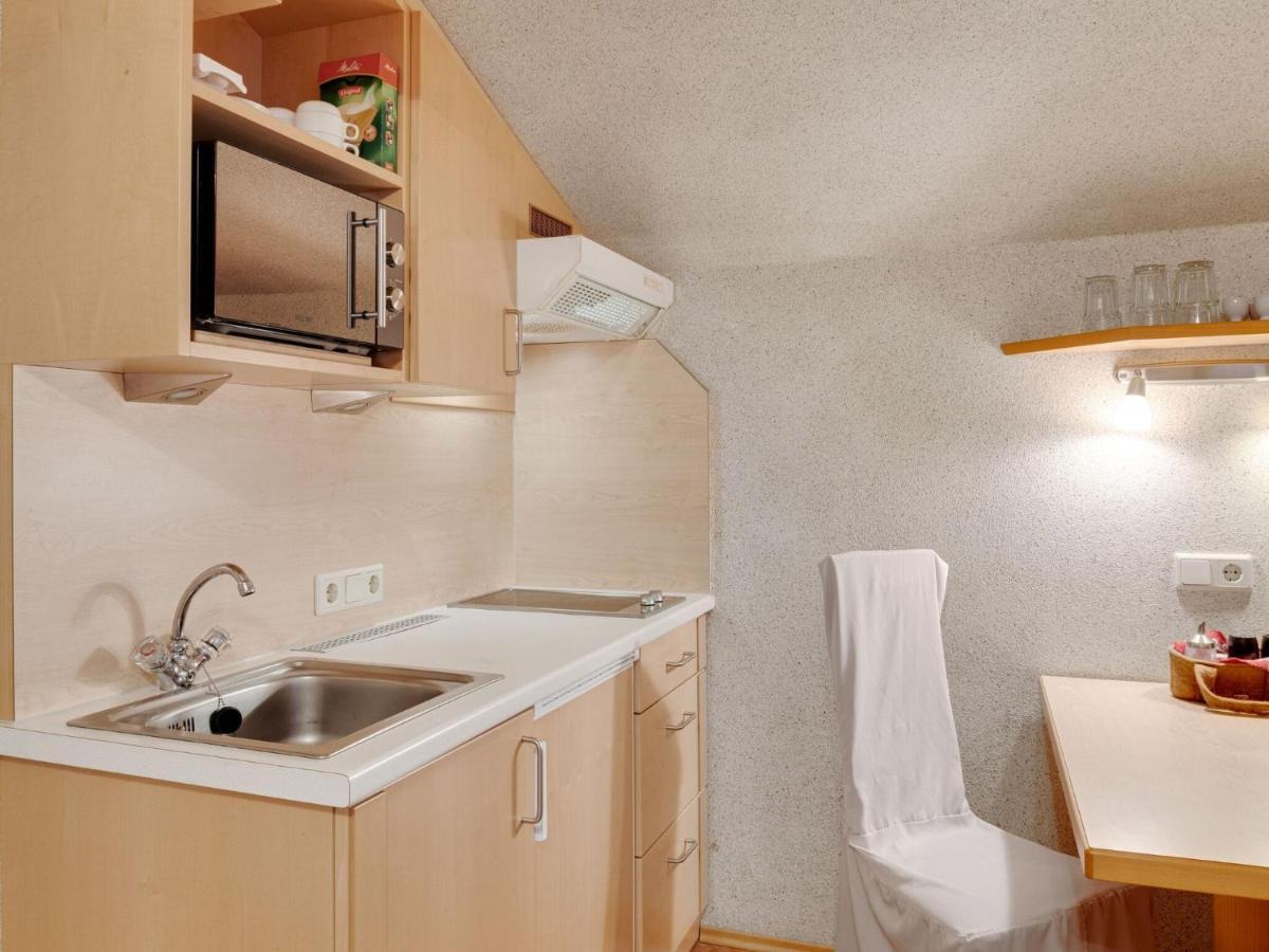 Appartement Stylish In Near Ski Area Zell am See